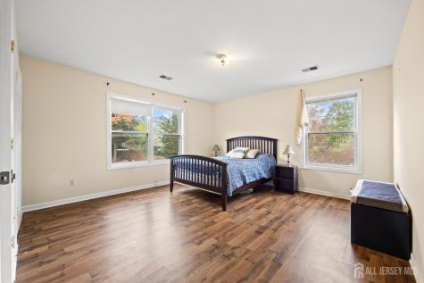 74 Wildwood Avenue Edison NJ 08837