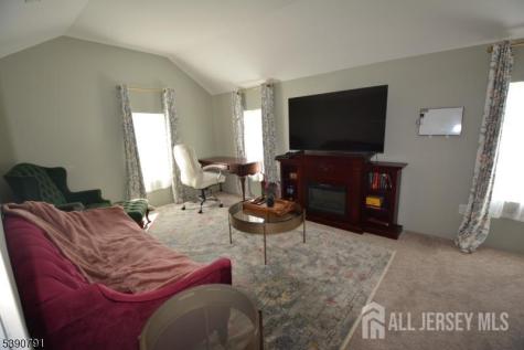 5 Wyckoffs Mills Applegarth Road Monroe NJ 08831