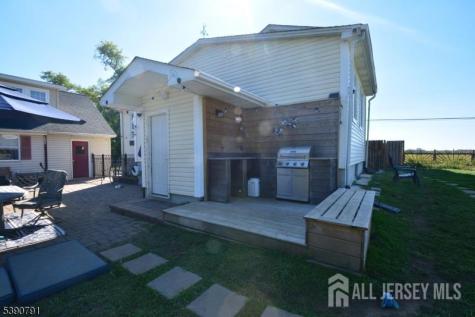 5 Wyckoffs Mills Applegarth Road Monroe NJ 08831
