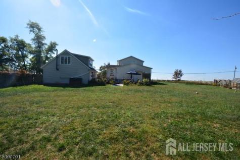 5 Wyckoffs Mills Applegarth Road Monroe NJ 08831