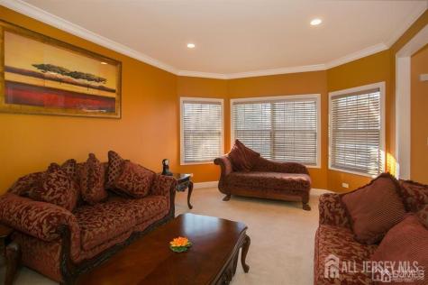 43 Melbloum Lane Edison NJ 08837