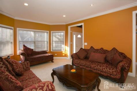 43 Melbloum Lane Edison NJ 08837