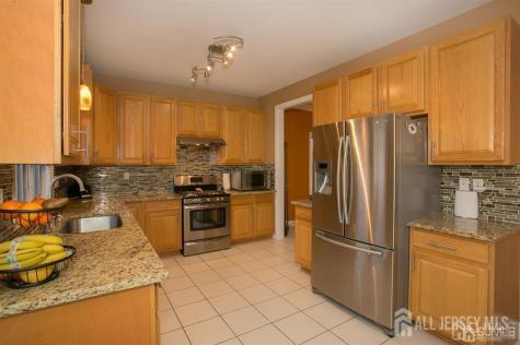 43 Melbloum Lane Edison NJ 08837