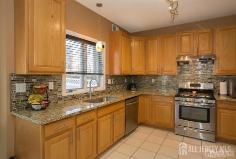 43 Melbloum Lane Edison NJ 08837
