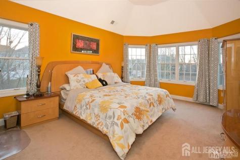 43 Melbloum Lane Edison NJ 08837