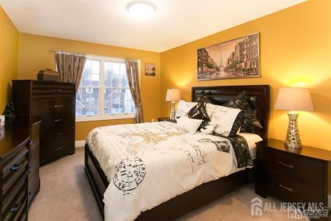 43 Melbloum Lane Edison NJ 08837