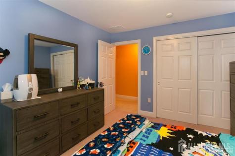 43 Melbloum Lane Edison NJ 08837