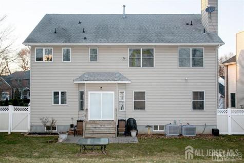 43 Melbloum Lane Edison NJ 08837