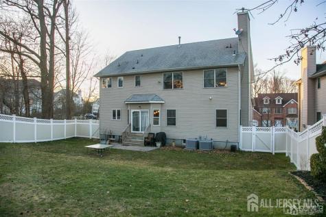 43 Melbloum Lane Edison NJ 08837