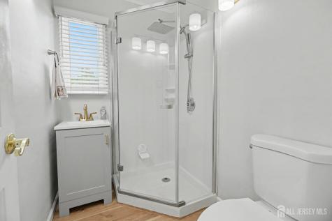 37 Glen Court North Plainfield NJ 07063