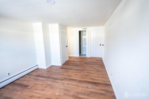 9 Bernath Street Carteret NJ 07008