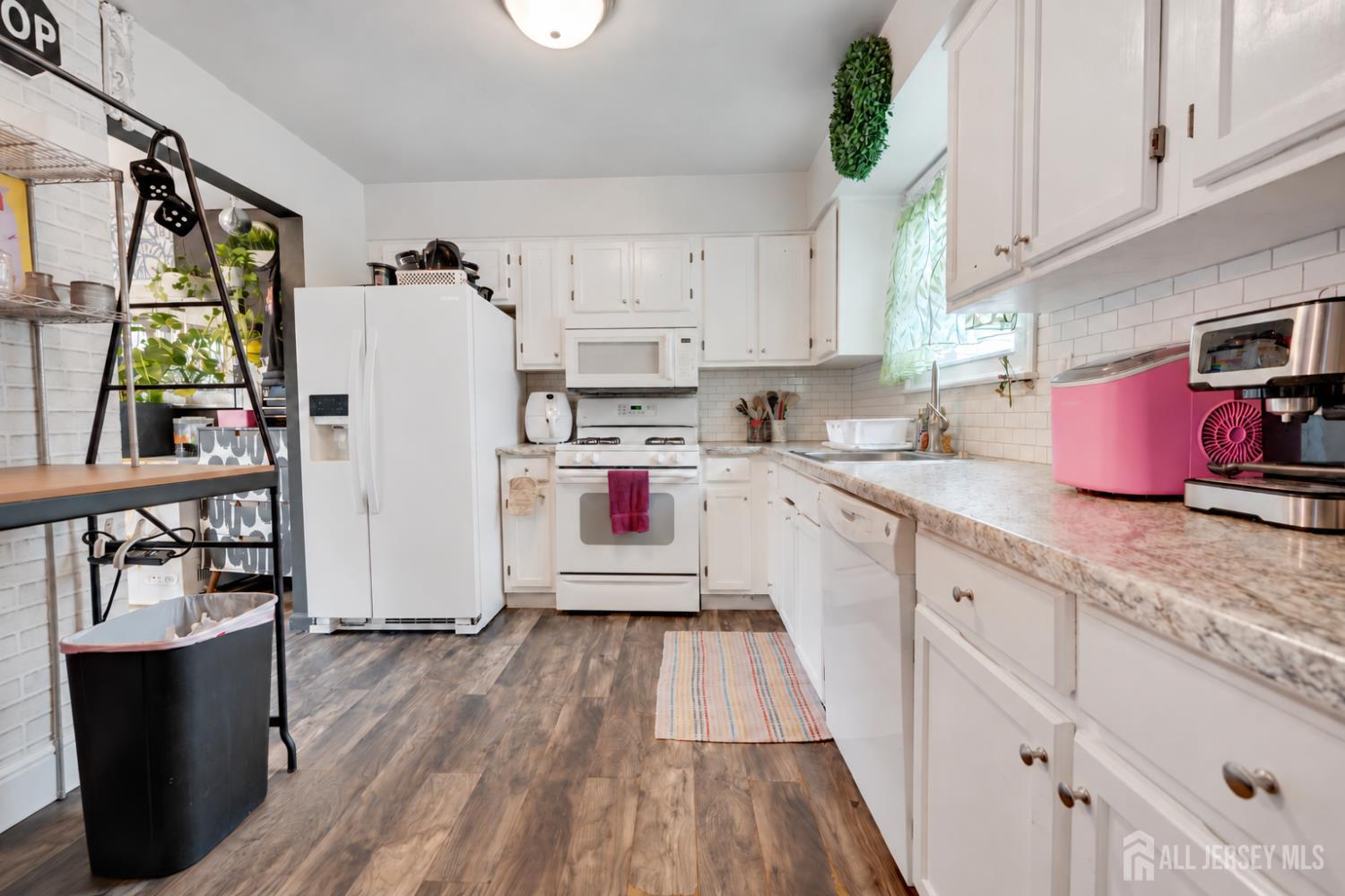 23 Wellington Court Sayreville NJ 08872