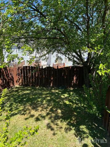 26 Delikat Lane Sayreville NJ 08872