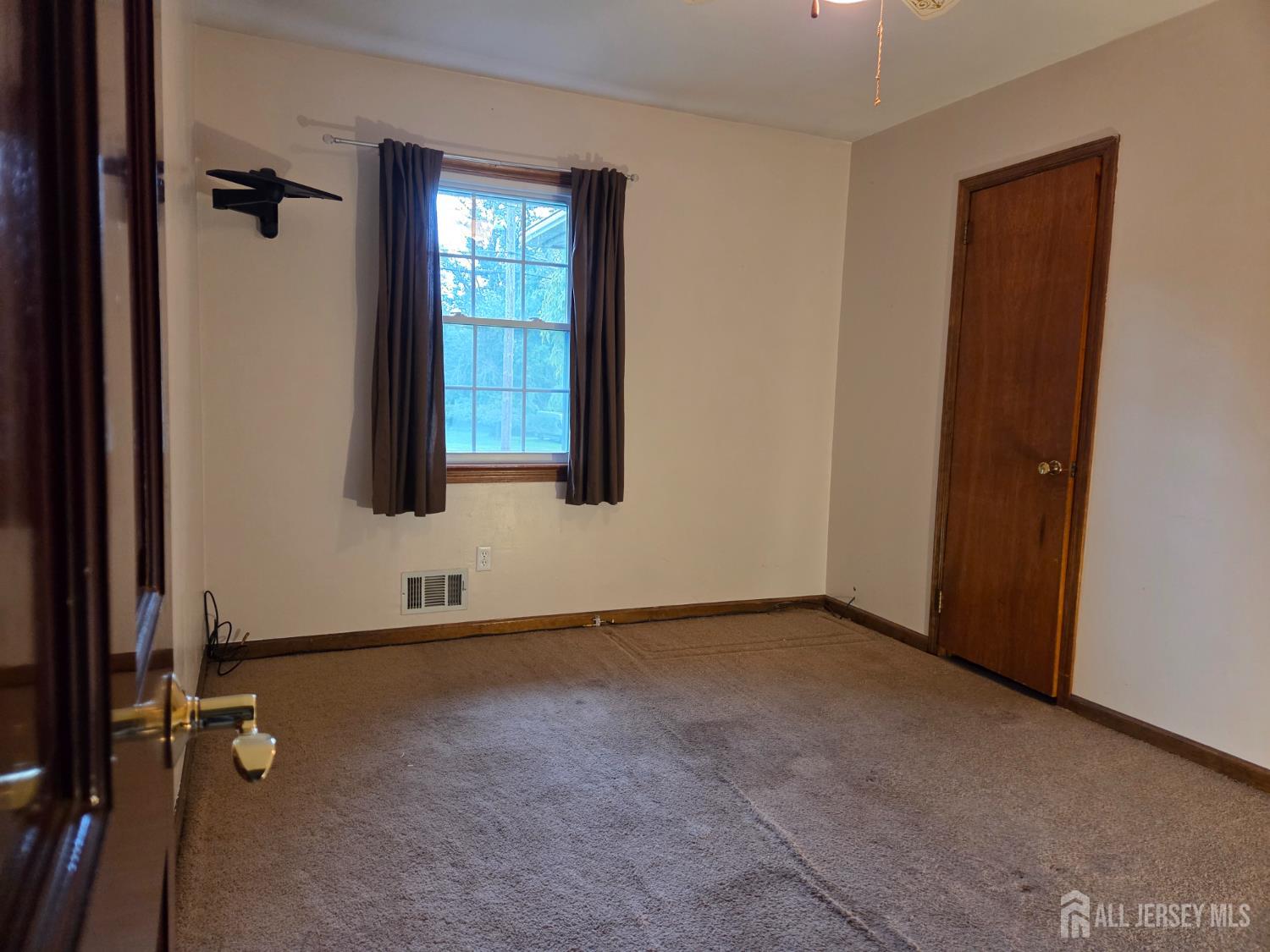 29 Orris Avenue Piscataway NJ 08854