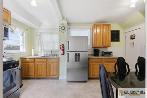 566 Chapman Street Hillside NJ 07205