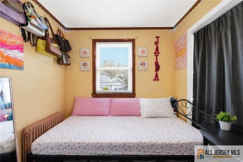 566 Chapman Street Hillside NJ 07205