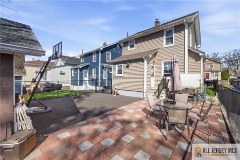 566 Chapman Street Hillside NJ 07205