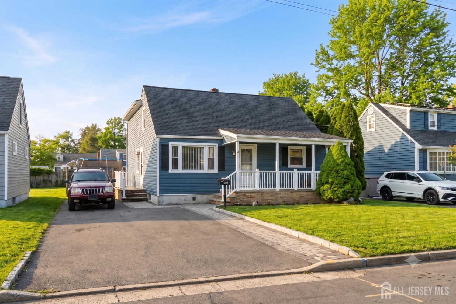 429 1st Street Middlesex NJ 08846