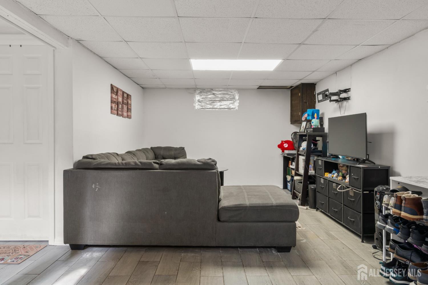 429 1st Street Middlesex NJ 08846