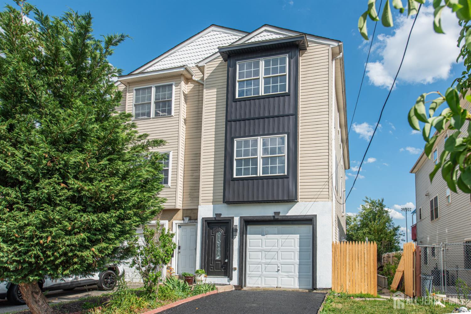 42 Roosevelt Street New Brunswick NJ 08901
