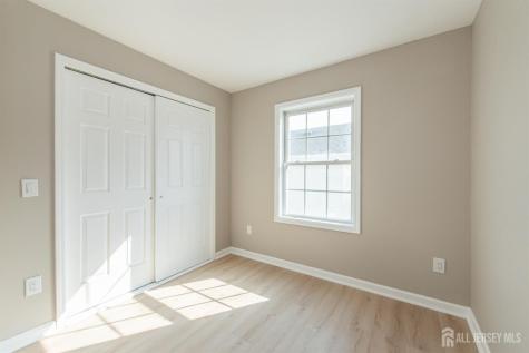 42 Roosevelt Street New Brunswick NJ 08901