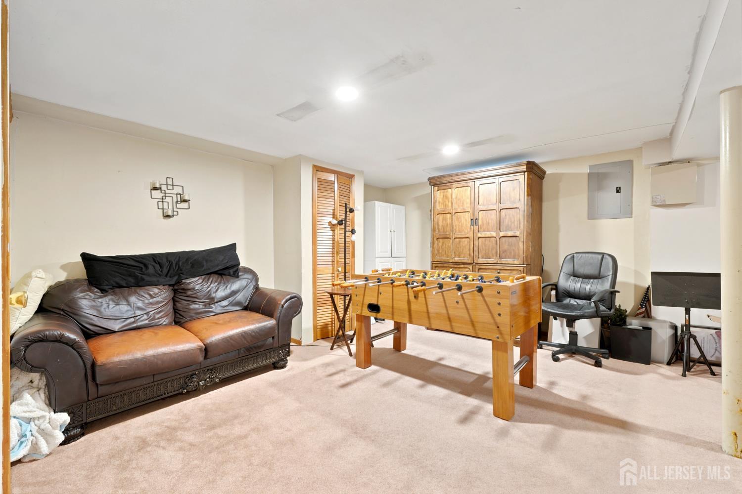 19 Barton Road Old Bridge NJ 08857