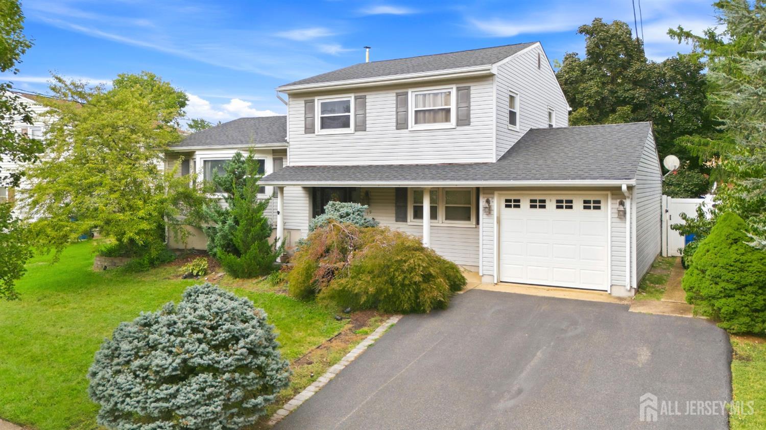 19 Barton Road Old Bridge NJ 08857