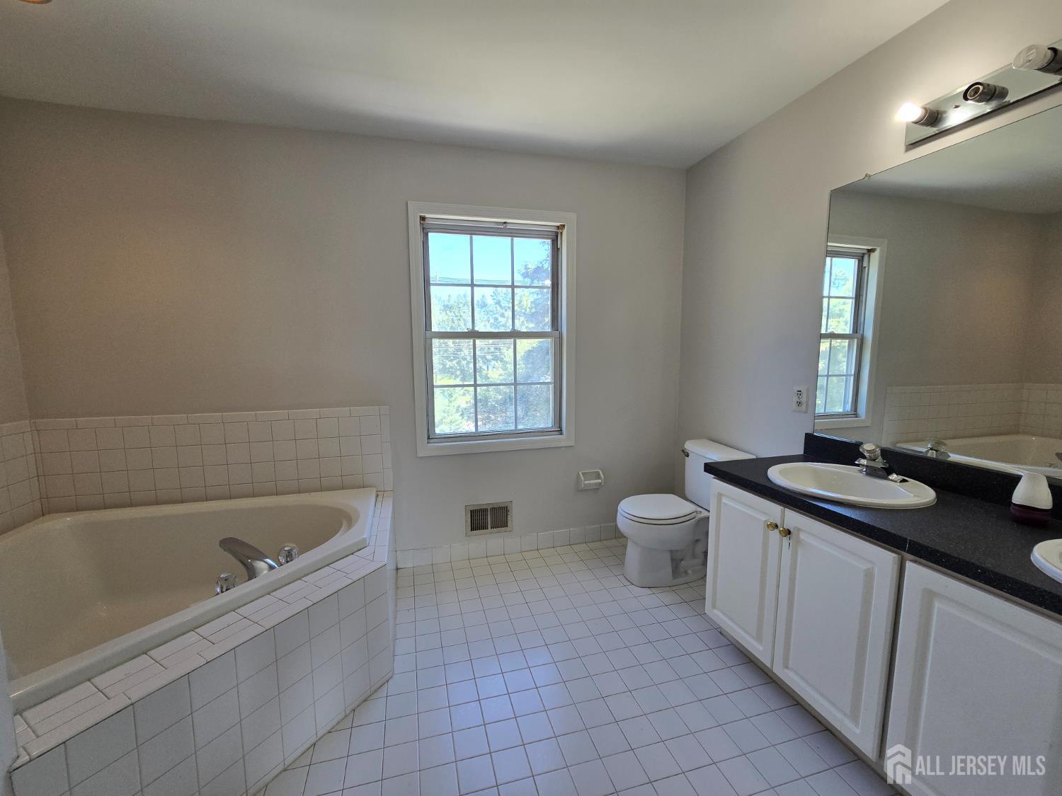 55 Andover Way Hamilton NJ 08610