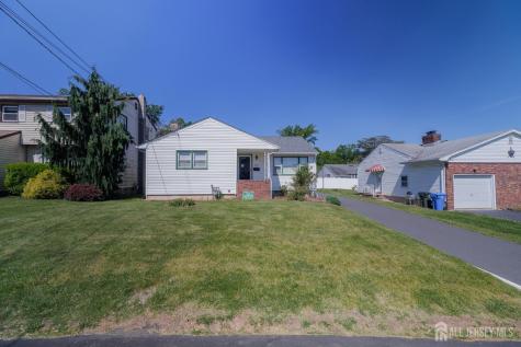 829 Harrell Avenue Woodbridge Proper NJ 07095