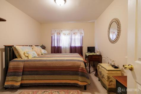 829 Harrell Avenue Woodbridge Proper NJ 07095