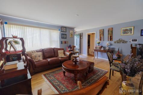 829 Harrell Avenue Woodbridge Proper NJ 07095