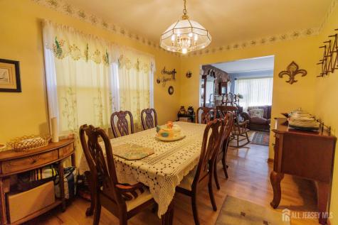 829 Harrell Avenue Woodbridge Proper NJ 07095