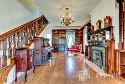 1812 E Bellew Place South Plainfield NJ 07080