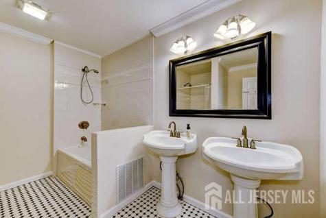 1812 E Bellew Place South Plainfield NJ 07080