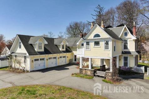 1812 E Bellew Place South Plainfield NJ 07080