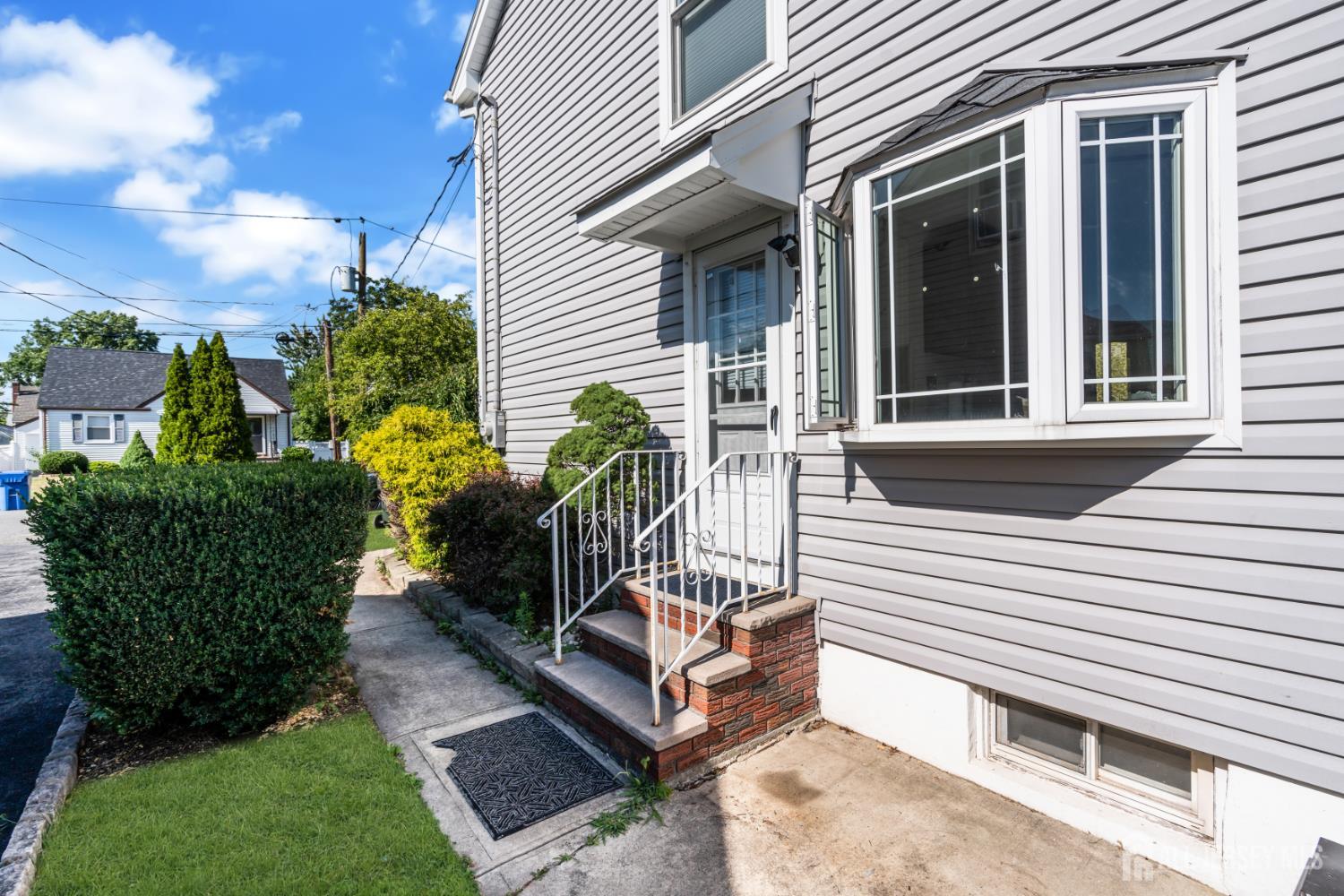 3 N Smith Street N Avenel NJ 07001