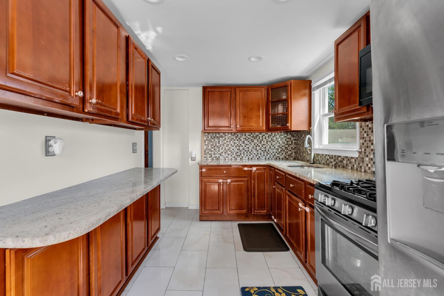 3 N Smith Street N Avenel NJ 07001