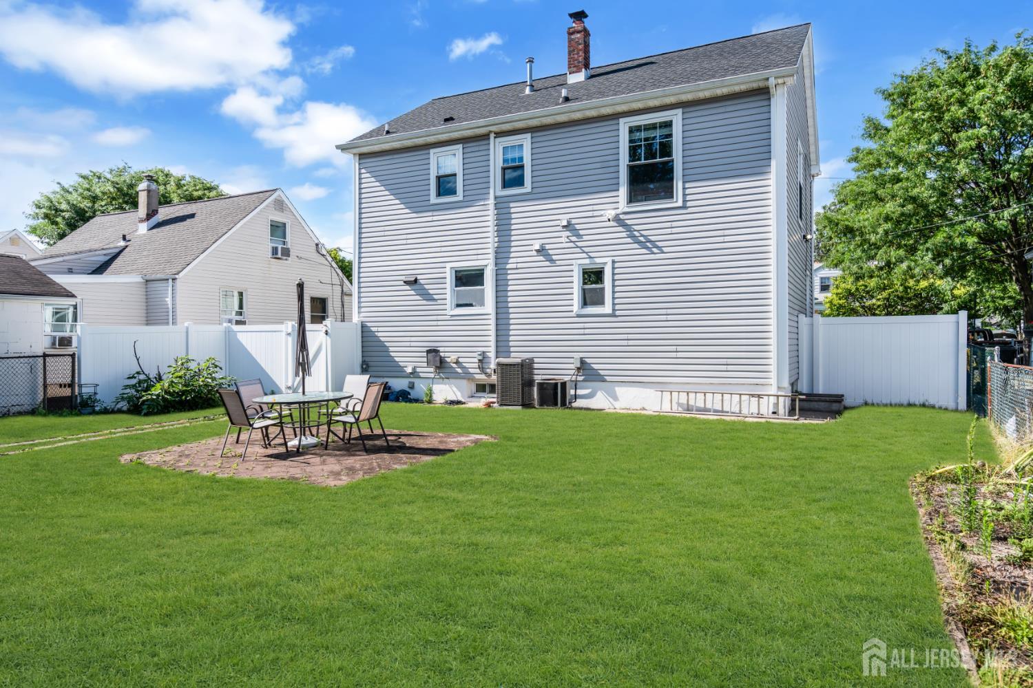 3 N Smith Street N Avenel NJ 07001