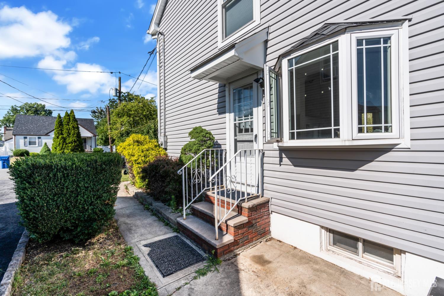 3 N Smith Street N Avenel NJ 07001