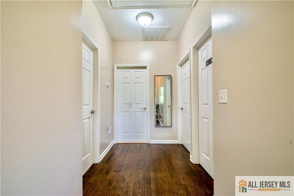 199 Amboy Avenue Metuchen NJ 08840