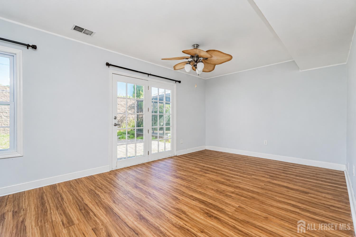 41 Fanwood Drive Sayreville NJ 08872
