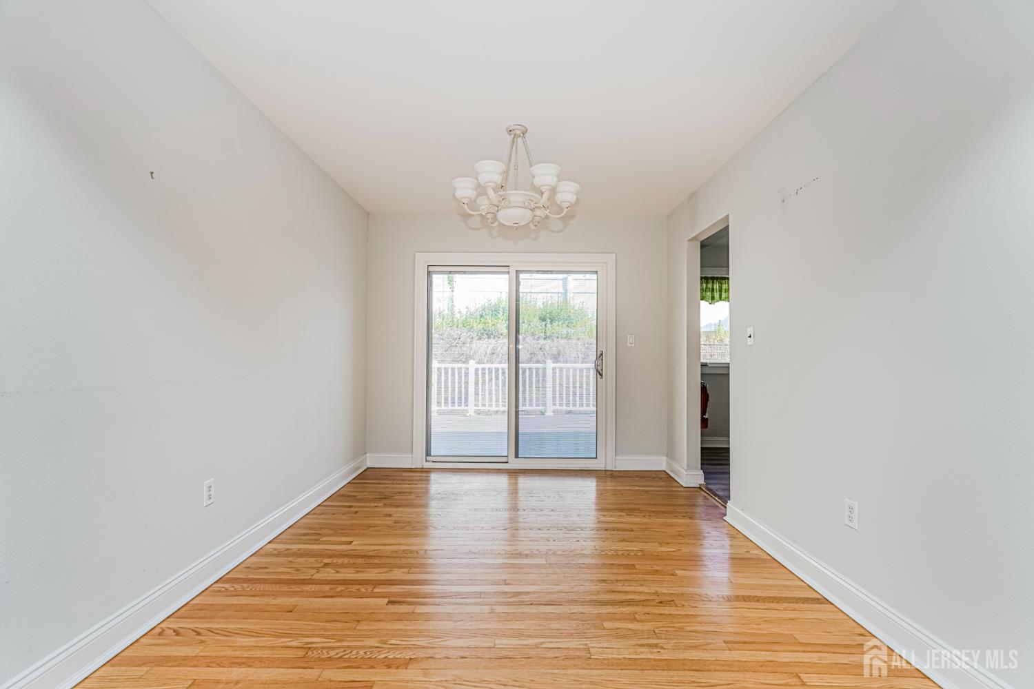 41 Fanwood Drive Sayreville NJ 08872