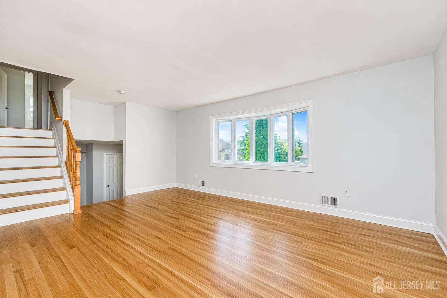 41 Fanwood Drive Sayreville NJ 08872