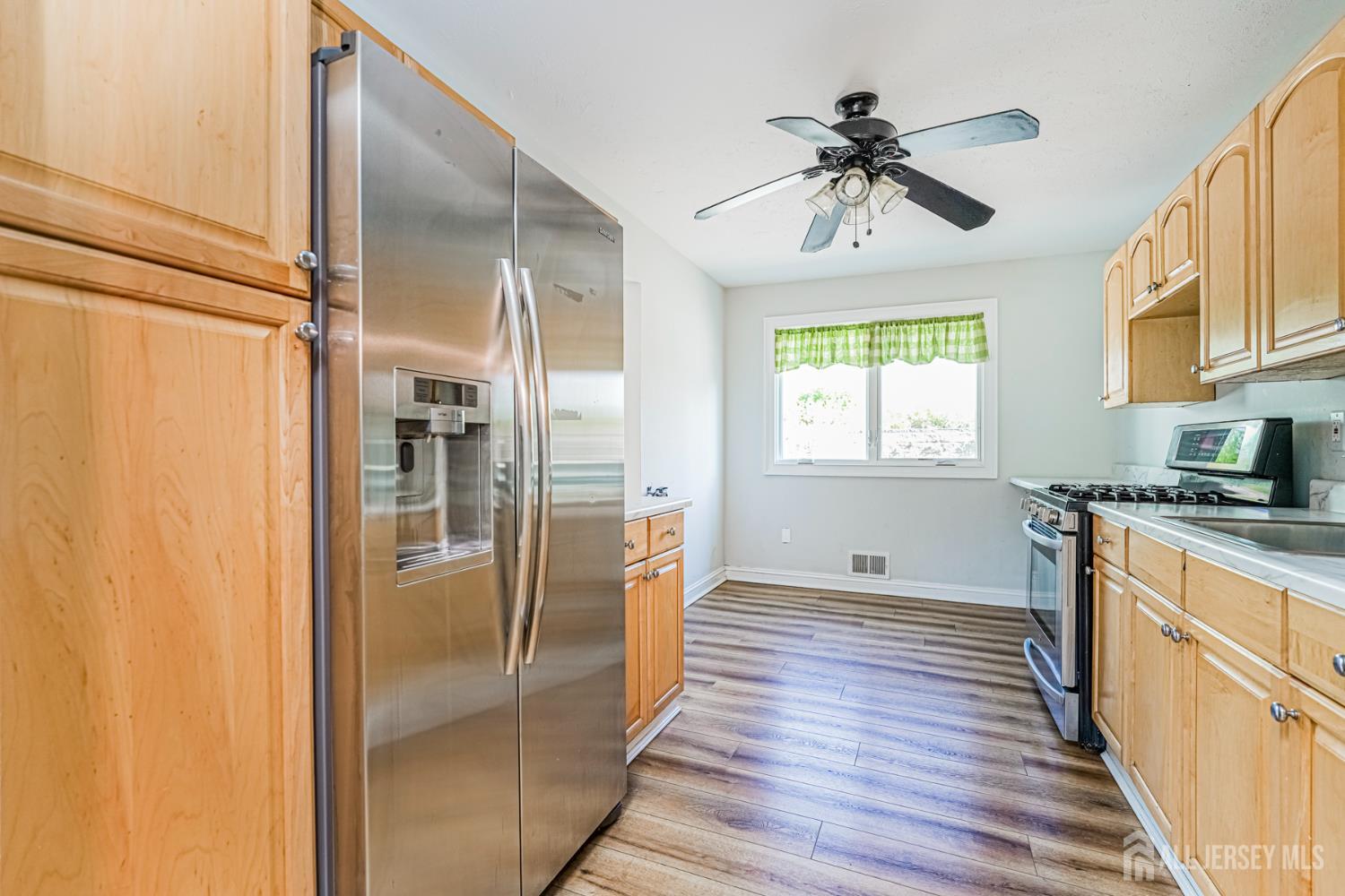 41 Fanwood Drive Sayreville NJ 08872