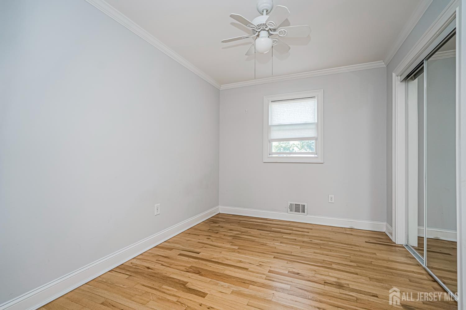 41 Fanwood Drive Sayreville NJ 08872