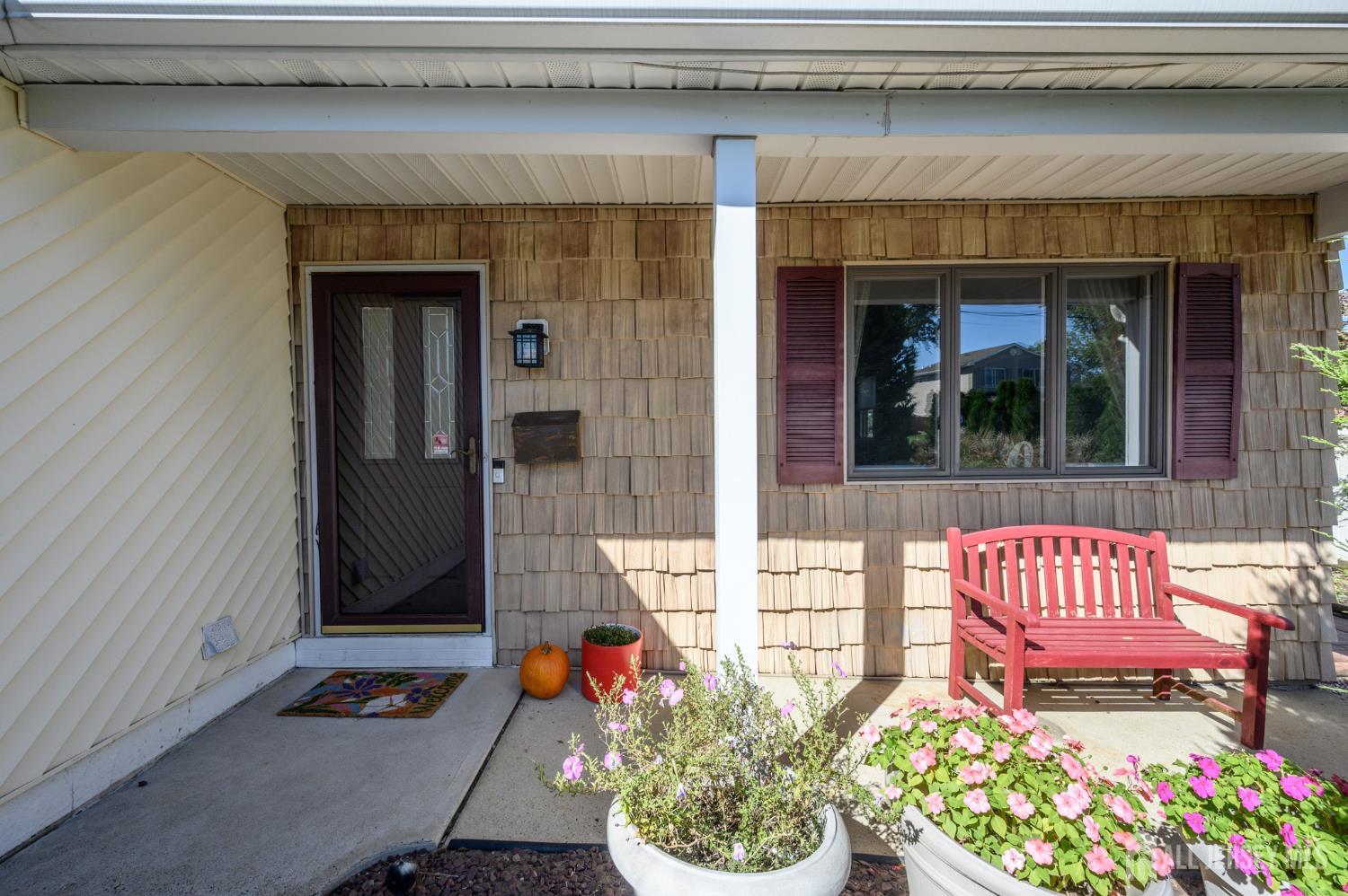 15 Carlow Way Hazlet NJ 07730