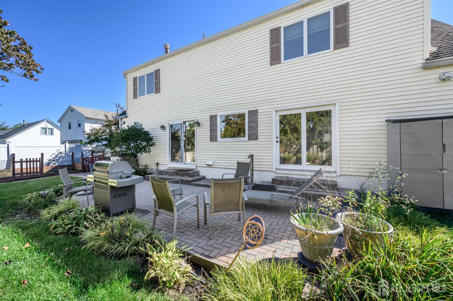 15 Carlow Way Hazlet NJ 07730