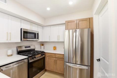 273 Edgeware Court Franklin Twsp NJ 08873