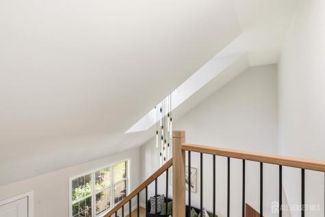 273 Edgeware Court Franklin Twsp NJ 08873