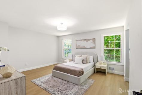273 Edgeware Court Franklin Twsp NJ 08873